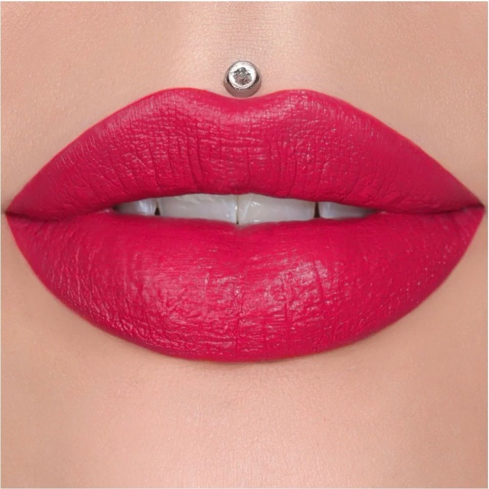 JEFFREY STAR VELVET TRAP CHERRY WET LIPSTICK
